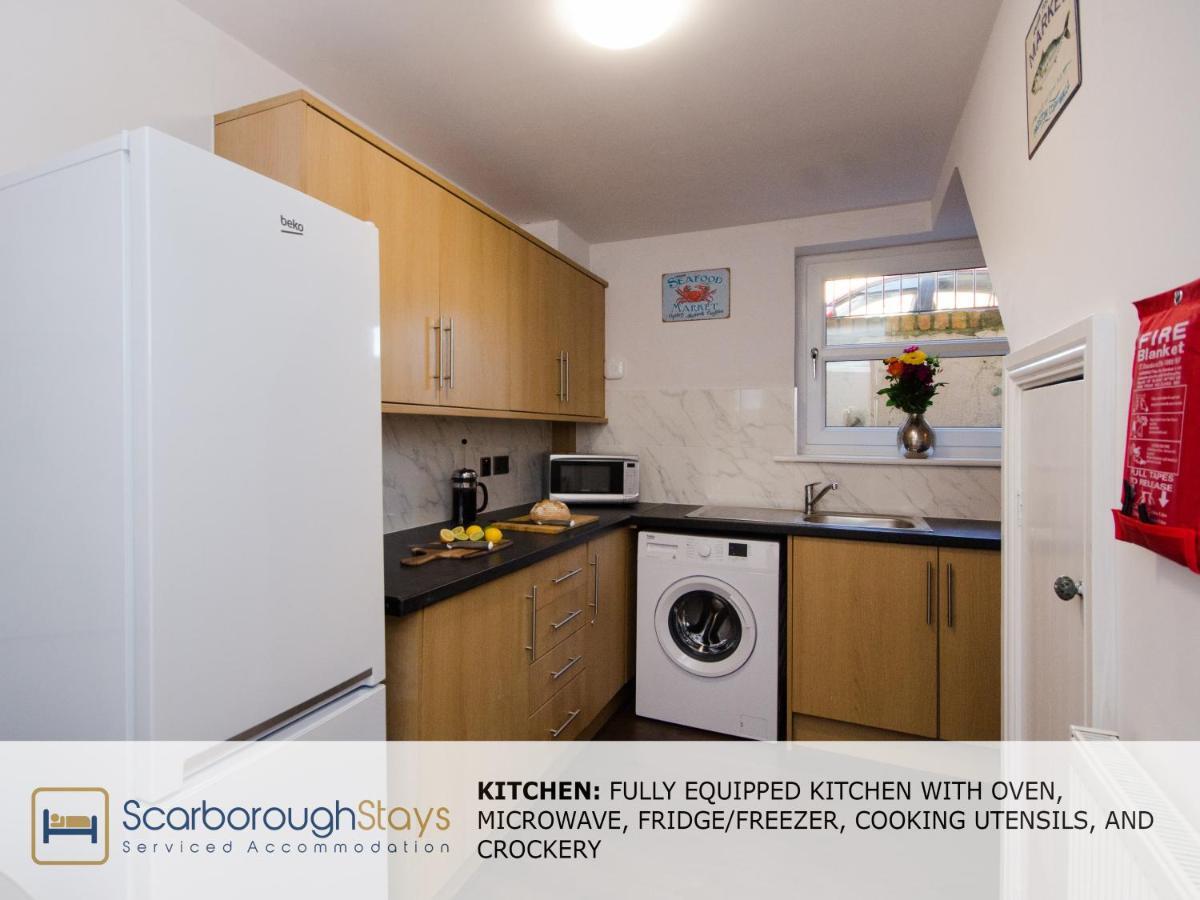 Hibernia Place, 3 Bedroom Townhouse With Patio & Seating Area - Free Parking 斯卡伯勒 外观 照片