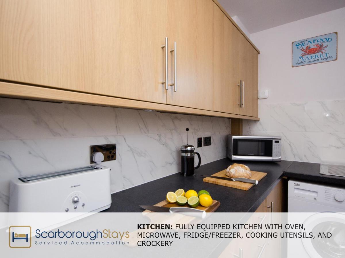 Hibernia Place, 3 Bedroom Townhouse With Patio & Seating Area - Free Parking 斯卡伯勒 外观 照片